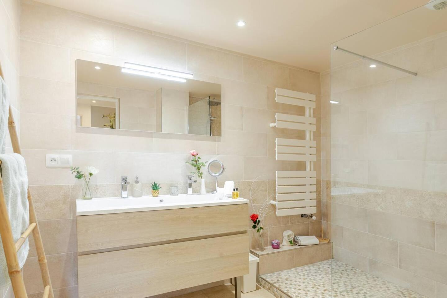 Appartement Cosy Calme Central-Terrasse Proche Palais Cannes Bagian luar foto